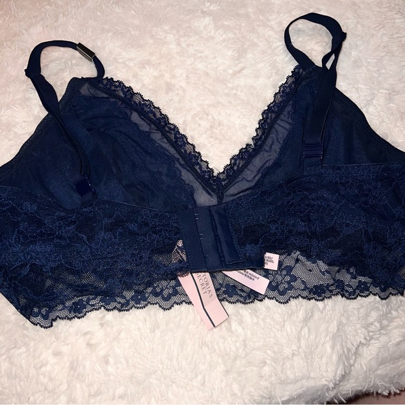 Victoria Secret - Lace Bralette - Picture 2 of 2